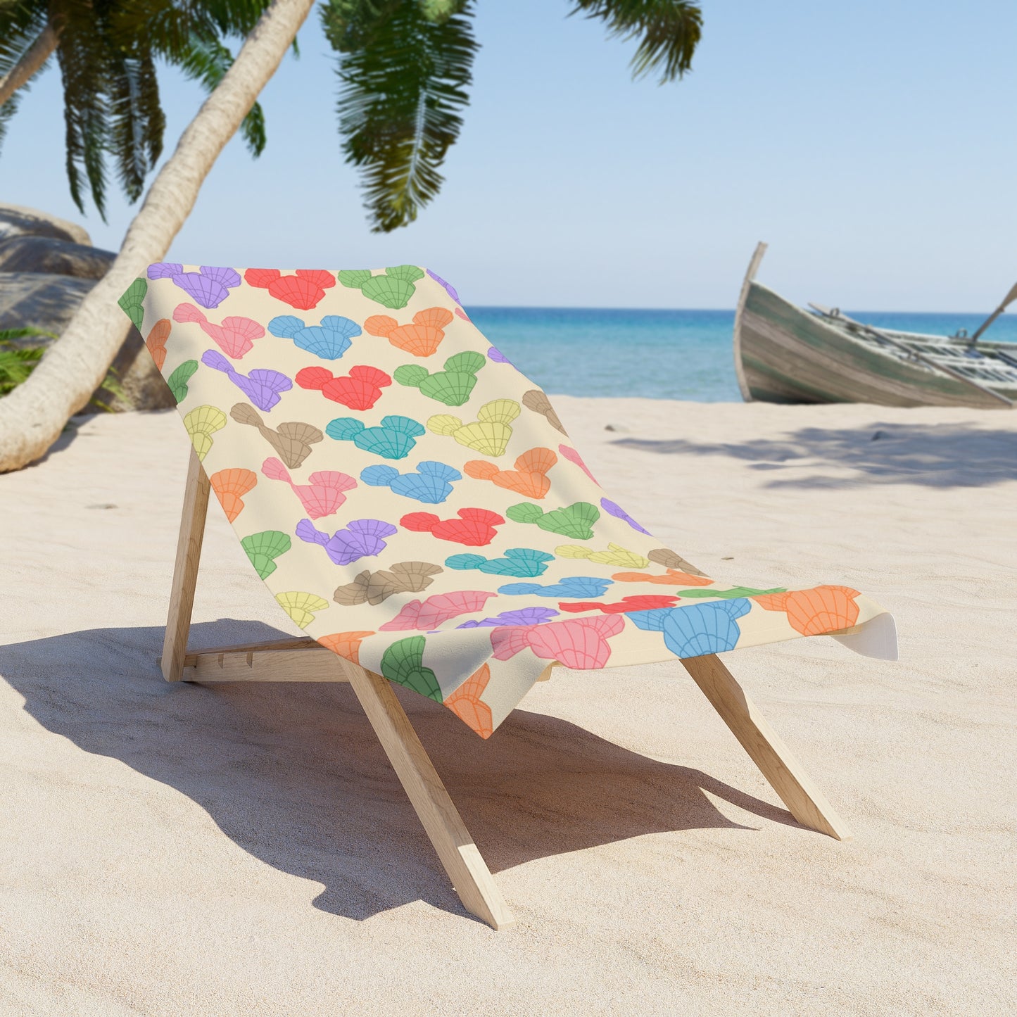 Color Seashells Beach Towel